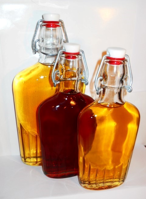 WHISKEY FLASKS BORMIOLI ROCCO PRESENTATION QUALITY 8.5 oz FLIP TOP POCKET FLASK - Image 2