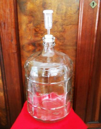 GLASS CARBOY 6.5 GALLON SECONDARY FERMENTER KIT with BUNG + AIRLOCK