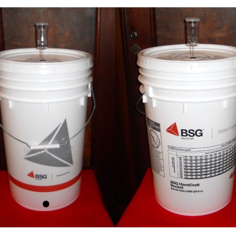 BEER EQUIPMENT KIT 2 6.5 GALLON BUCKETS 2 LIDS 2 AIRLOCK SPIGOT MR BEER