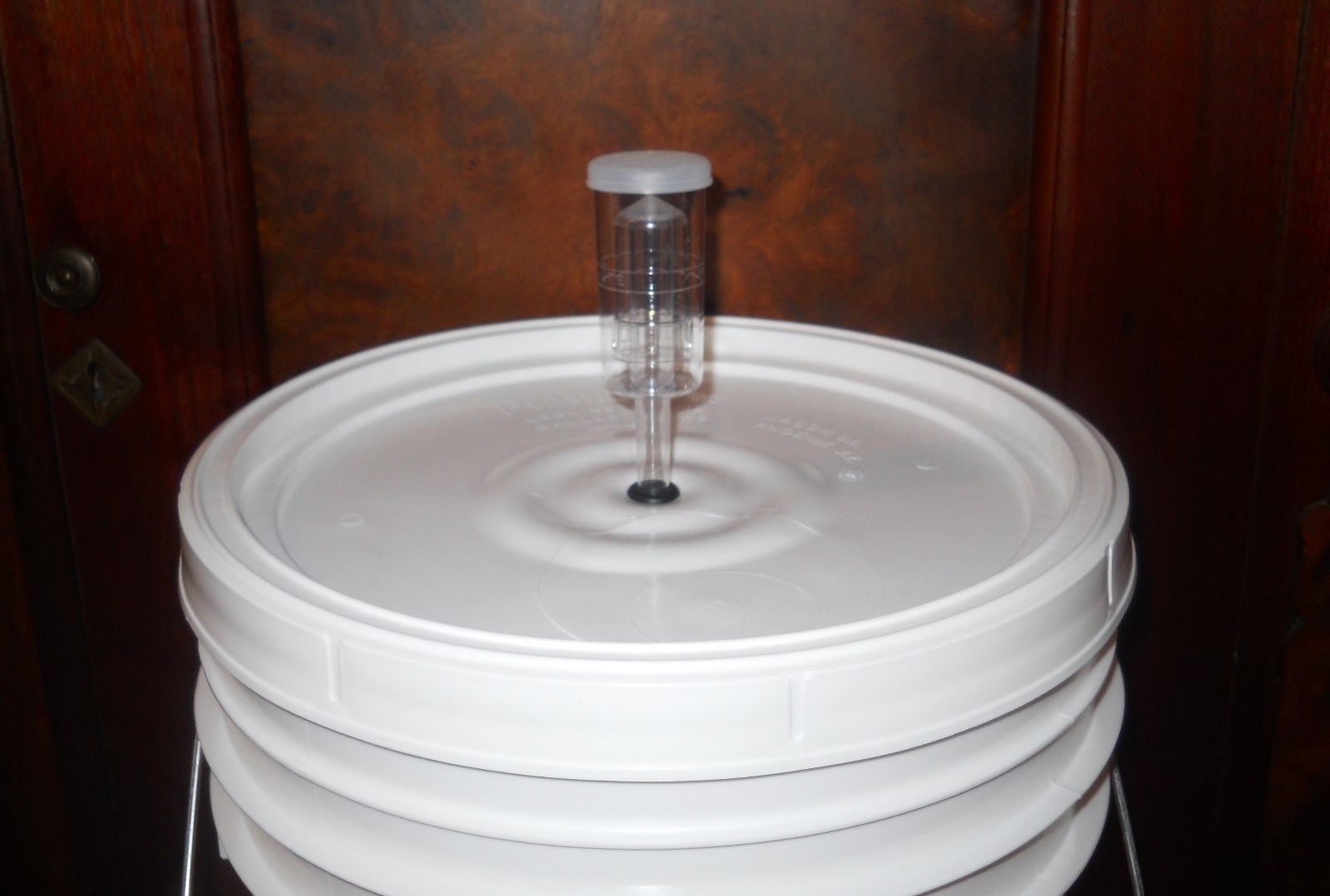 BUCKET KIT 2 PACK 6.5 GAL BEER MAKING KITS w/ LIDS + AIRLOCKS - Fermenters For Beer Wine Moonshine Vegetables - Image 3