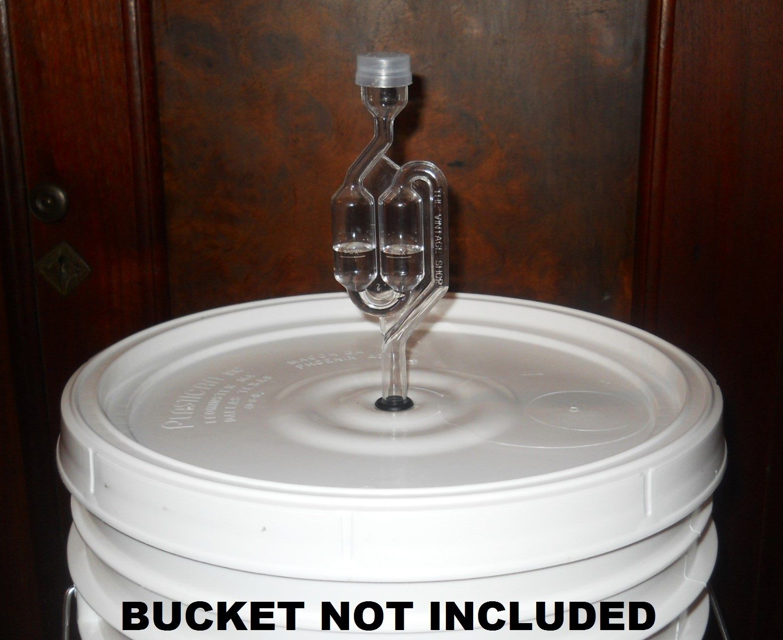BUCKET LID DRILLED & GROMMETED WITH AIRLOCK FITS MOST 5, 6, & 6.5 GAL FERMENTERS - Image 2