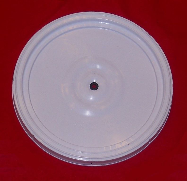 BUCKET LID DRILLED & GROMMETED WITH AIRLOCK FITS MOST 5, 6, & 6.5 GAL FERMENTERS - Image 5