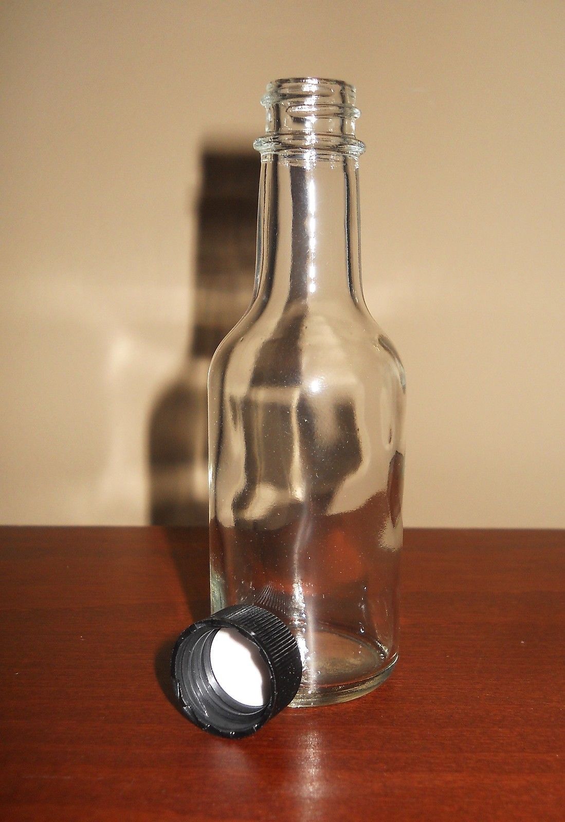 SHOOTERS!! MINI BAR LIQUOR BOTTLES CASE OF 24 MINIATURE WHISKEY SAMPLE BOTTLE w/CAPS - Image 5