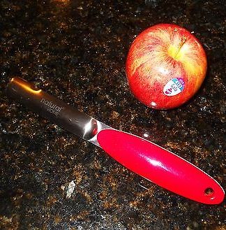 APPLE CORER RED HANDLE KITCHEN UTENSIL STAINLESS STEEL TOOL FOR PROCESSING FRUIT