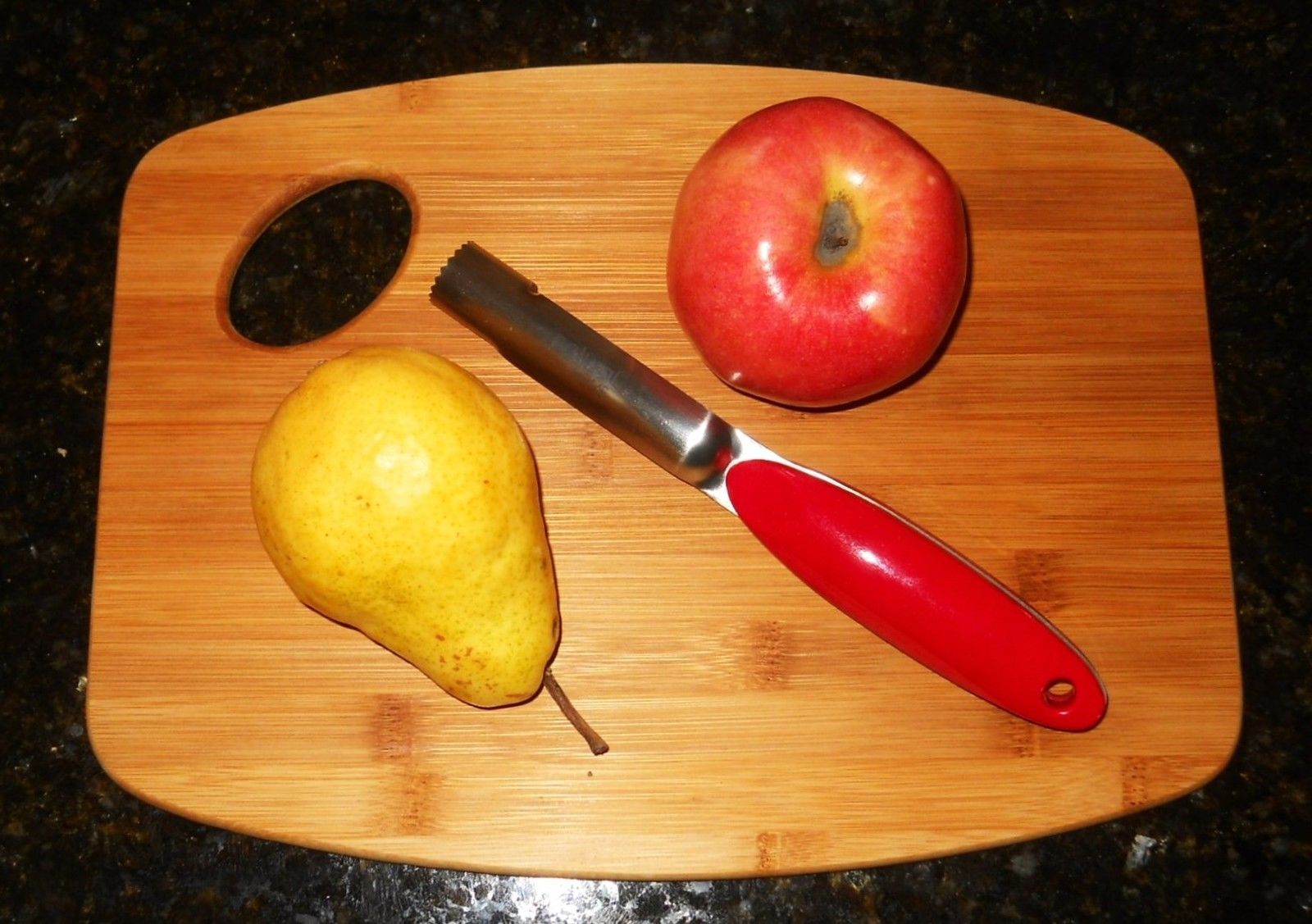 APPLE CORER RED HANDLE KITCHEN UTENSIL STAINLESS STEEL TOOL FOR