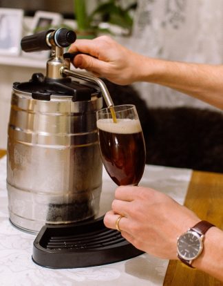 PARTY STAR Deluxe CO2 Cartridge Dispensing System for Huber Mini-Kegs