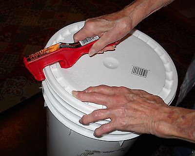 BUCKET OPENER LID LIFTER TOOL REMOVES LIDS on 3,5,6, 6.5 GALLON PLASTIC BUCKETS WITHOUT DAMAGE - Image 6