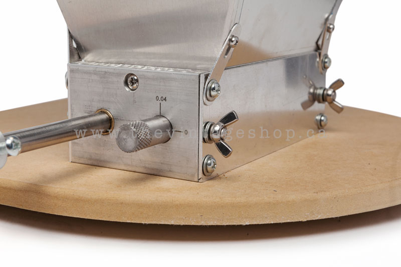 EVIL TWIN 2-ROLLER GRAIN MILL Barley and Grain Crusher from Vintage Shop - Image 13