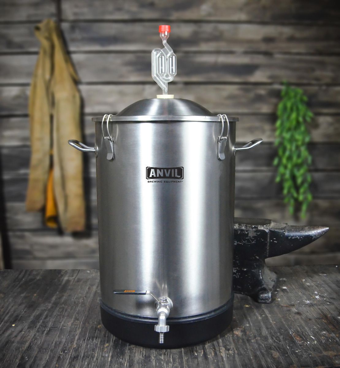 ANVIL CONICAL Stainless Steel Bucket Fermenter - 7.5 gallon