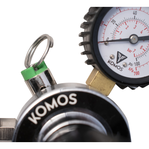 KOMOS® Premium DUAL BODY (4 GAUGES) PRIMARY REGULATOR For CO2 Gas Dispensing of Soda and Beer - Control 2 Kegs at different pressures! - Image 4