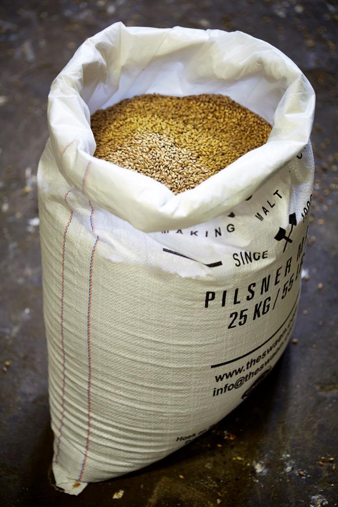 SPECIAL ORDER 55lb SWAEN PILSNER Base Malt - 55 LB Uncrushed Sack ($15 OFF IF LOCAL PICKUP)